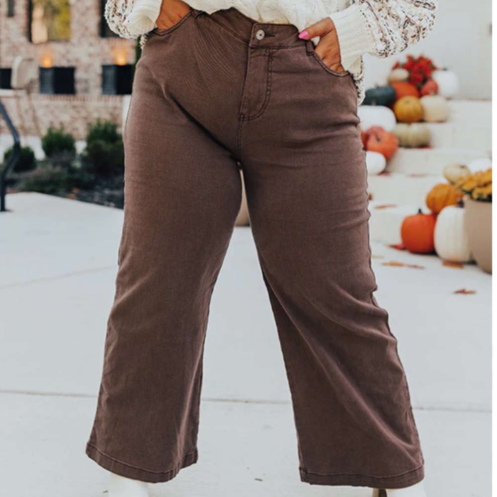 BRAND NEW High Waist Straight Leg Brown Jeans